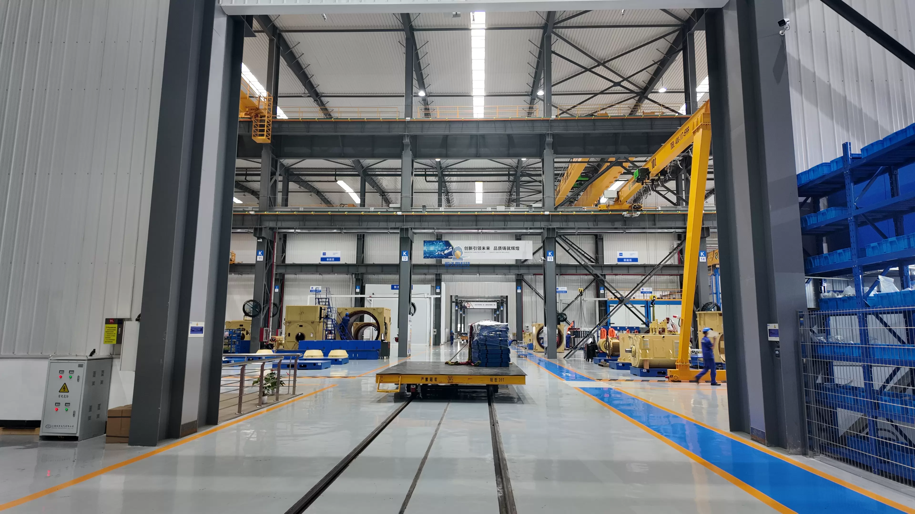 Một c&ocirc;ng ty &ocirc; t&ocirc; ở Giang T&ocirc;