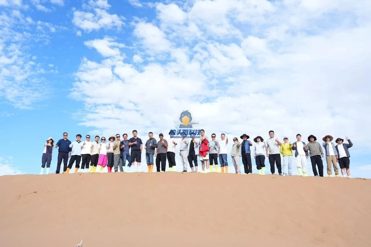 Mạo hiểm vào Trái tim của Sa mạc Mạo hiểm vào Trái tim của Sa mạc